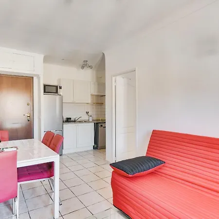 Apartment Immogroom- 5 Min From The Palais Des Festivals And Beaches- Congressbeach